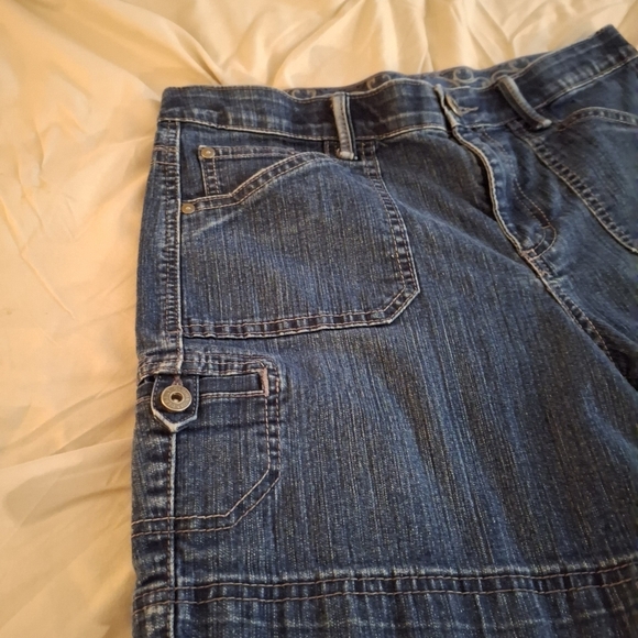 Gloria Vanderbilt Denim Blue Women's Cargo Shorts - Picture 4 of 7